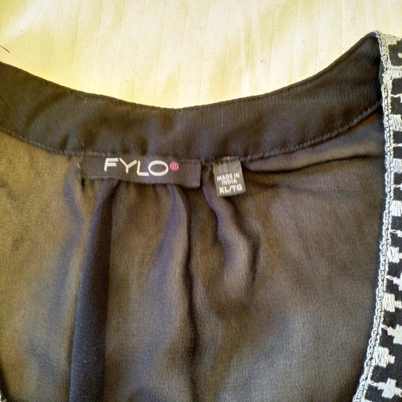 Light Women's Blouse - Picture 2 of 2